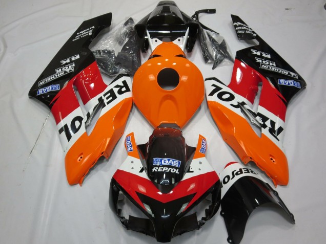 04-05 Klassisches Repsol Design 2 CBR1000RR Motorrad Verkleidung 04-05 Klassisches Repsol Design 2 CBR1000RR Motorrad Verkleidung
