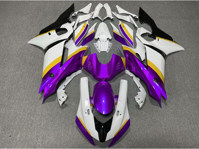 09-12 Matt Schwarzer & Goldener Stern CBR600RR Motorrad Verkleidung